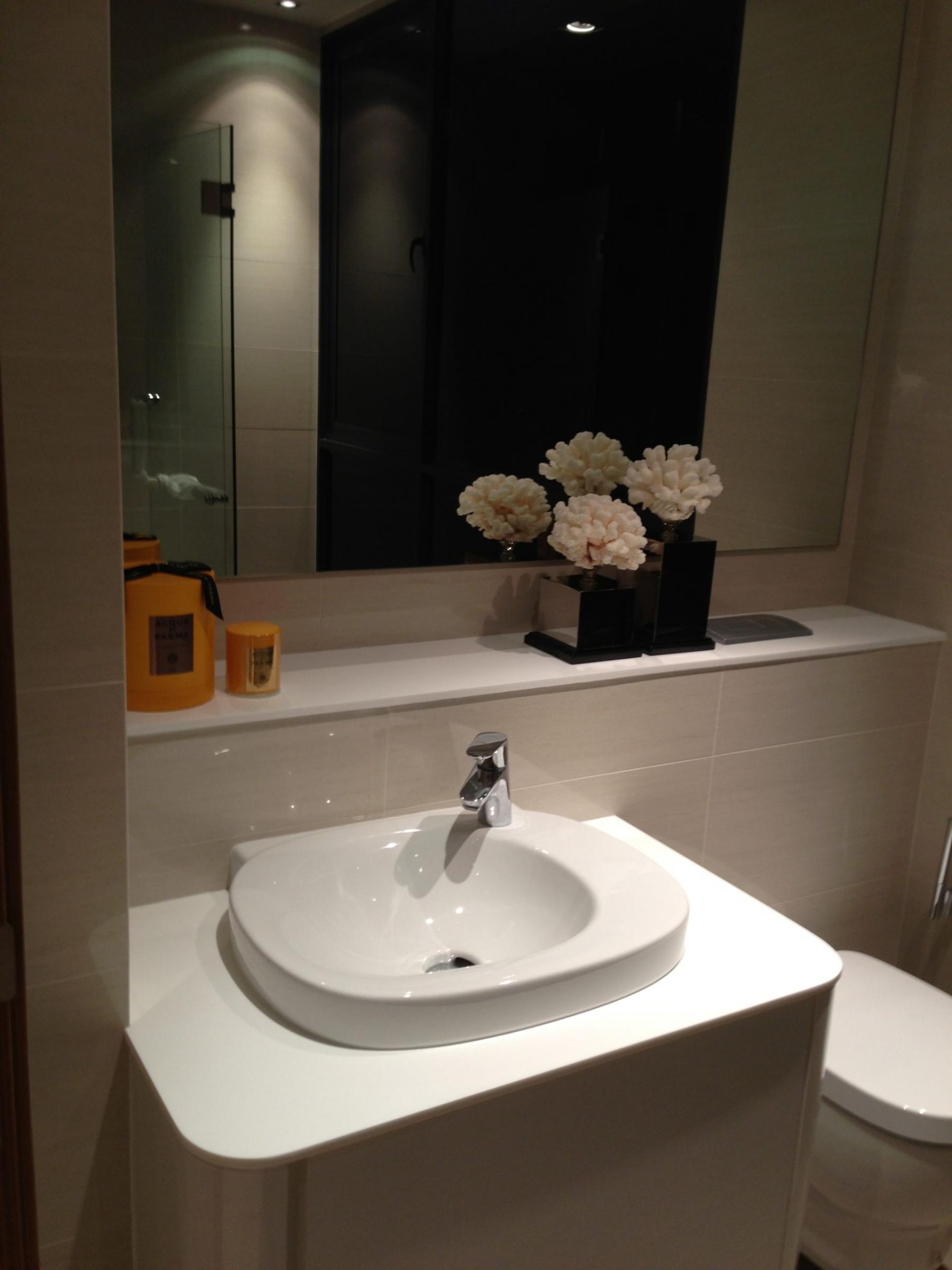 Contemporary Bathroom with Marble Floor and Mirror