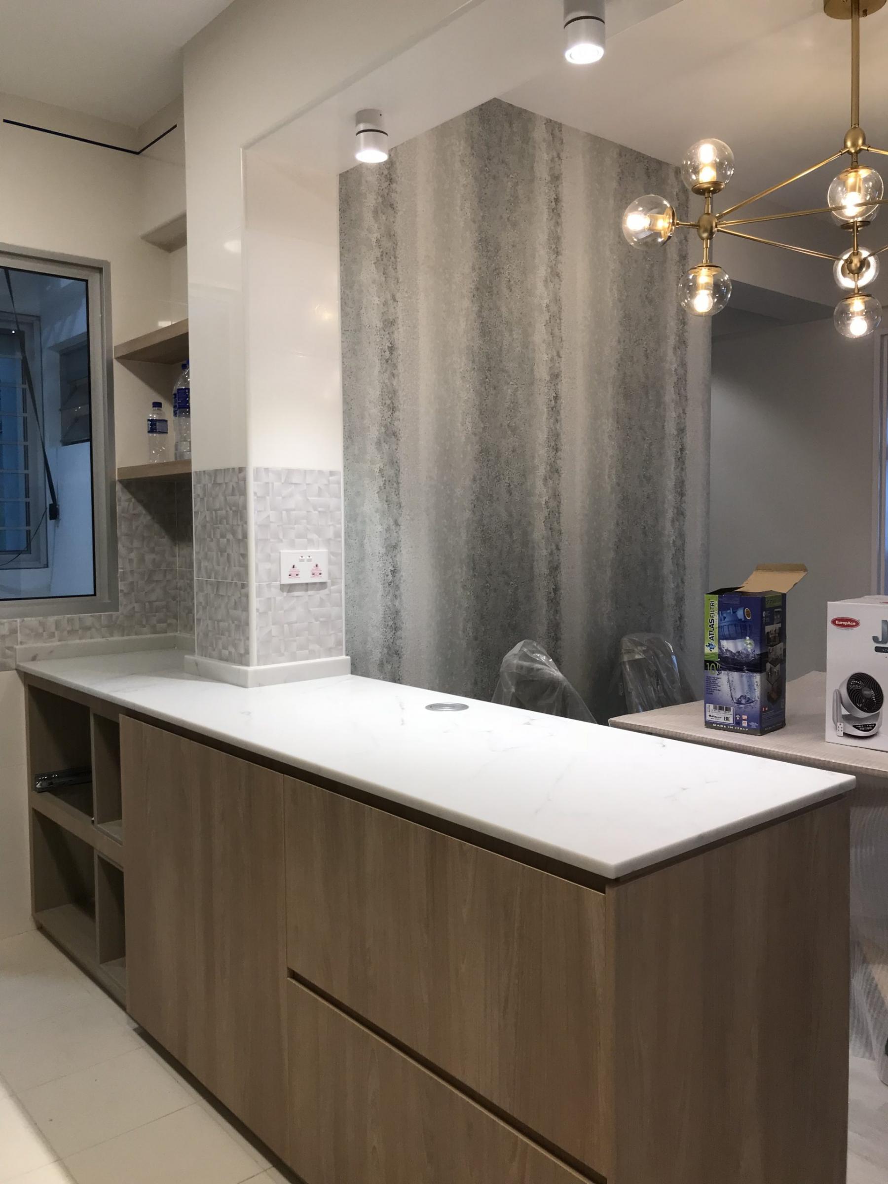 Contemporary Kitchen with Countertop and Kitchen Window