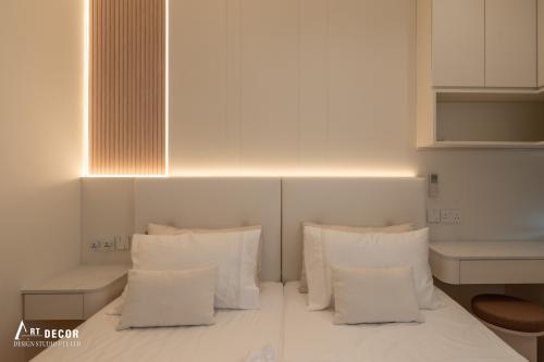 Contemporary Bedroom at Kovan Residences
