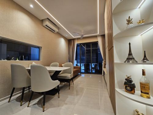 Scandinavian Dining Room at Piermont Grand