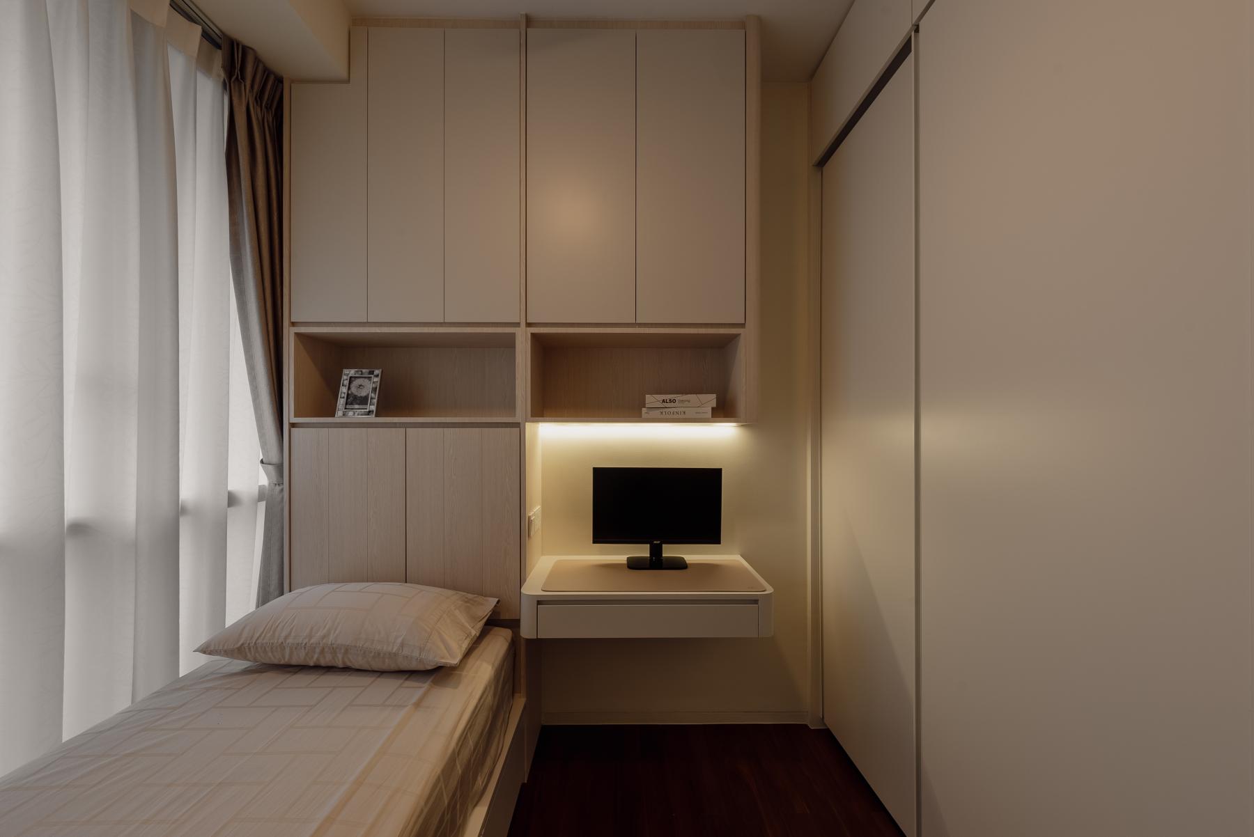 Modern Bedroom with Wardrobe and Sliding Wardrobe