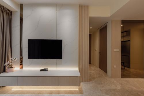 Modern Living Room at Amber Park