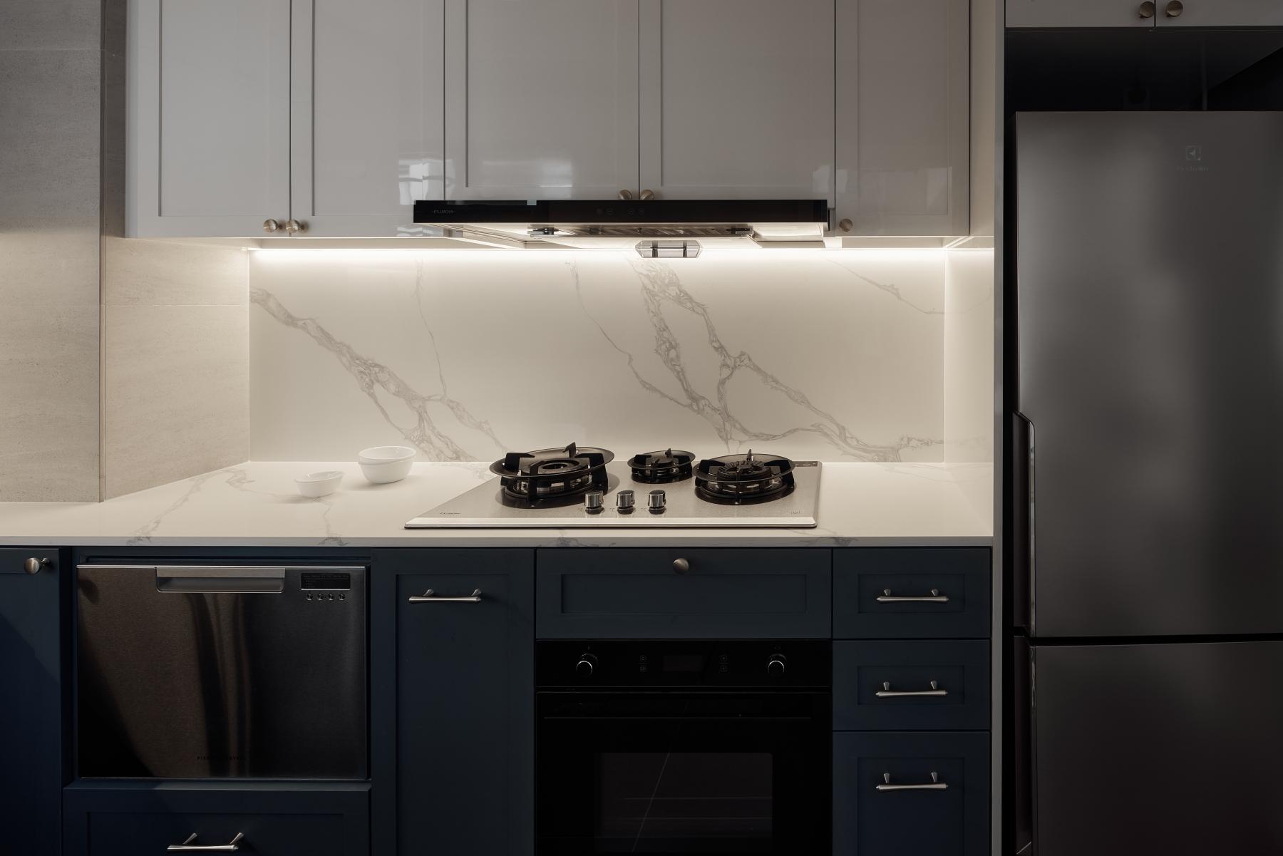 Modern Kitchen with Kitchen Island and Cupboard