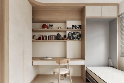 Modern Bedroom at Sun Breeze