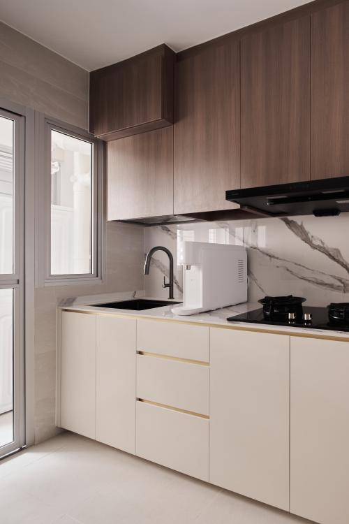 Modern Kitchen at Garden Court @ Tengah