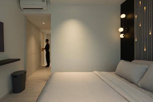 Contemporary Bedroom at Tampines Trilliant