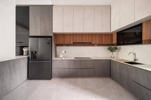 Modern Kitchen at 7H Jalan Kechubong