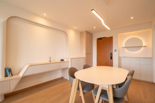 Minimalist Dining Room at Senja Parc View