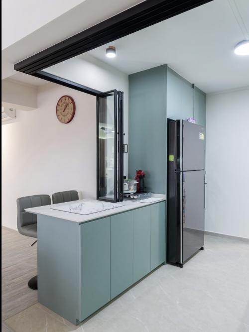 Minimalist Kitchen at 574 PASIR RIS ST 53