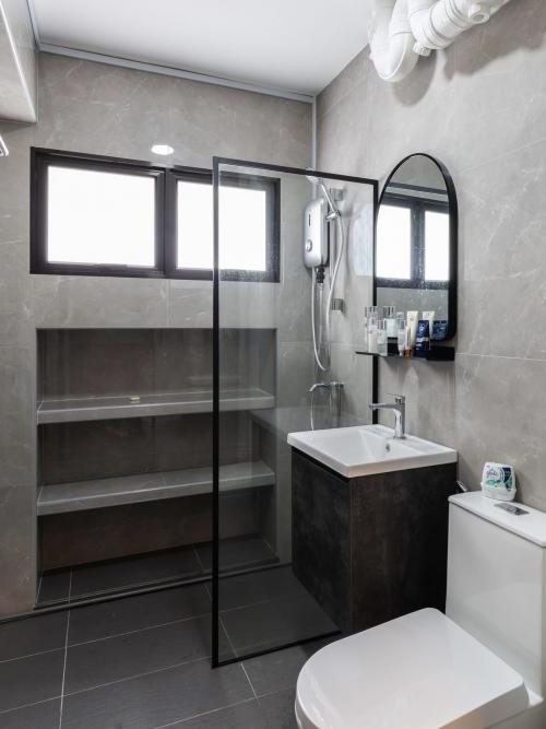 Minimalist Bathroom at 574 PASIR RIS ST 53