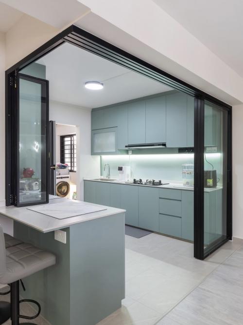 Minimalist Kitchen at 574 PASIR RIS ST 53