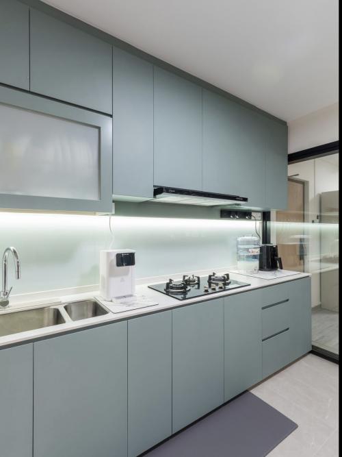 Minimalist Kitchen at 574 PASIR RIS ST 53