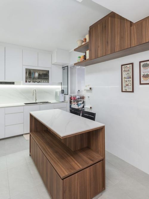 Minimalist Kitchen at 717 PASIR RIS ST 72