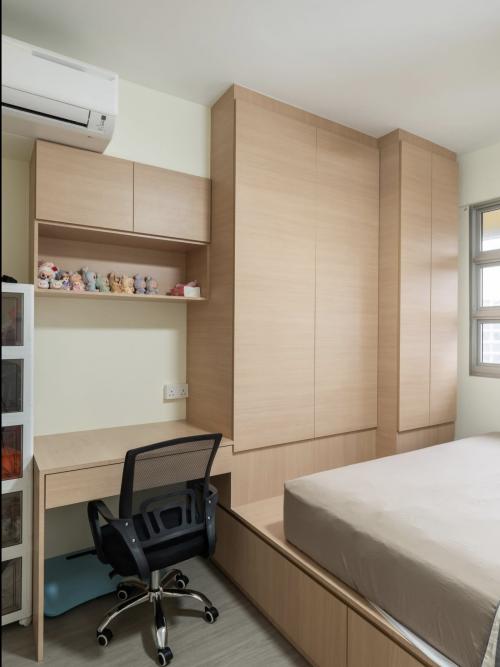 Contemporary Bedroom at 225B TENGAH GARDEN AVENUE