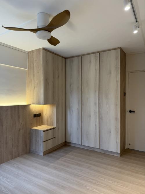 Minimalist Bedroom at 112 HOUGANG AVE 1