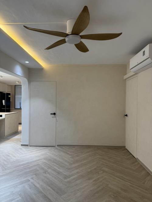 Minimalist Bedroom at 112 HOUGANG AVE 1