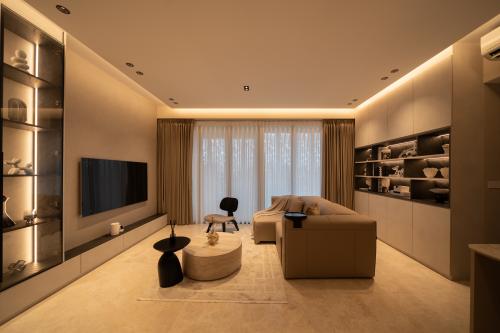 Modern Living Room at Irwell Hill Residence
