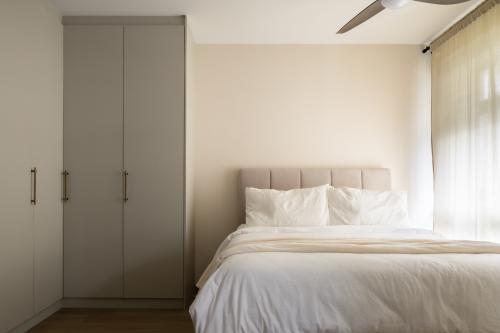Minimalist Bedroom at Punggol Point Crown