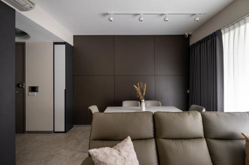 Modern Living Room at Riversails