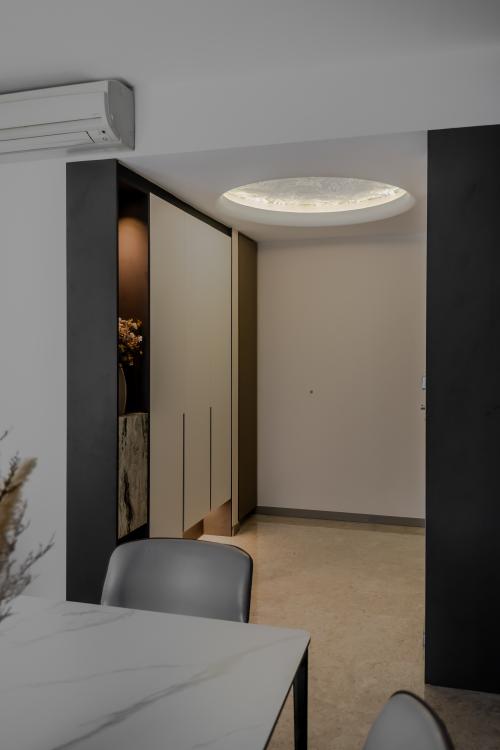 Modern Entryway at Riversails