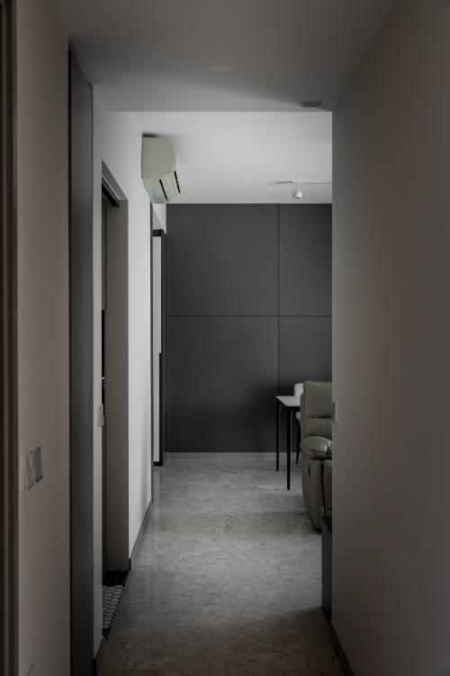 Modern Entryway at Riversails