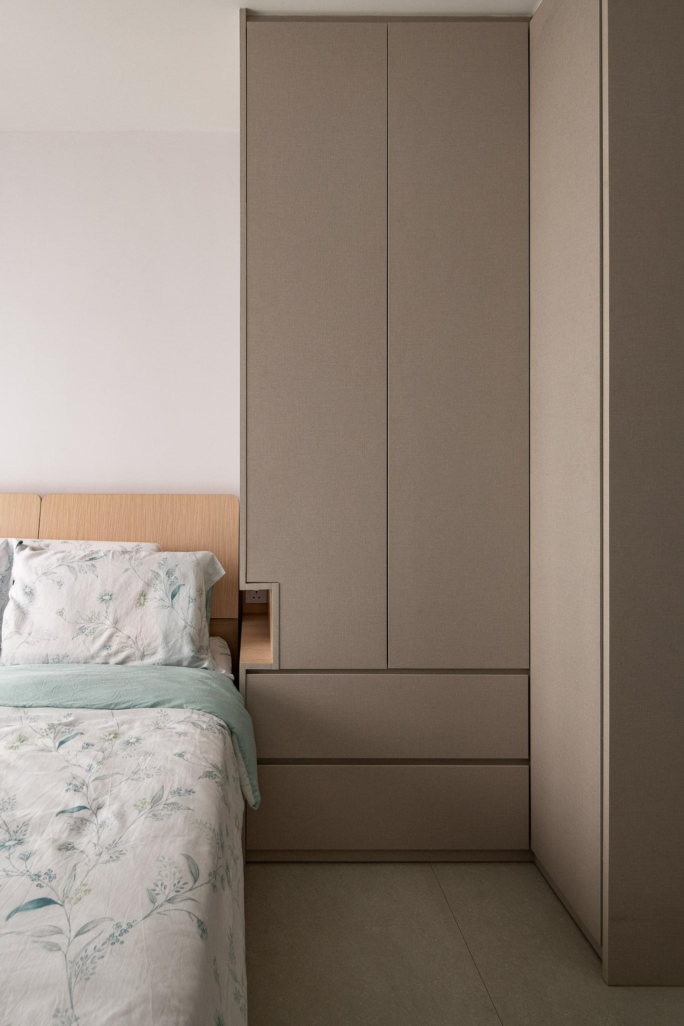 Modern Bedroom with Wardrobe and Storage Cabinets