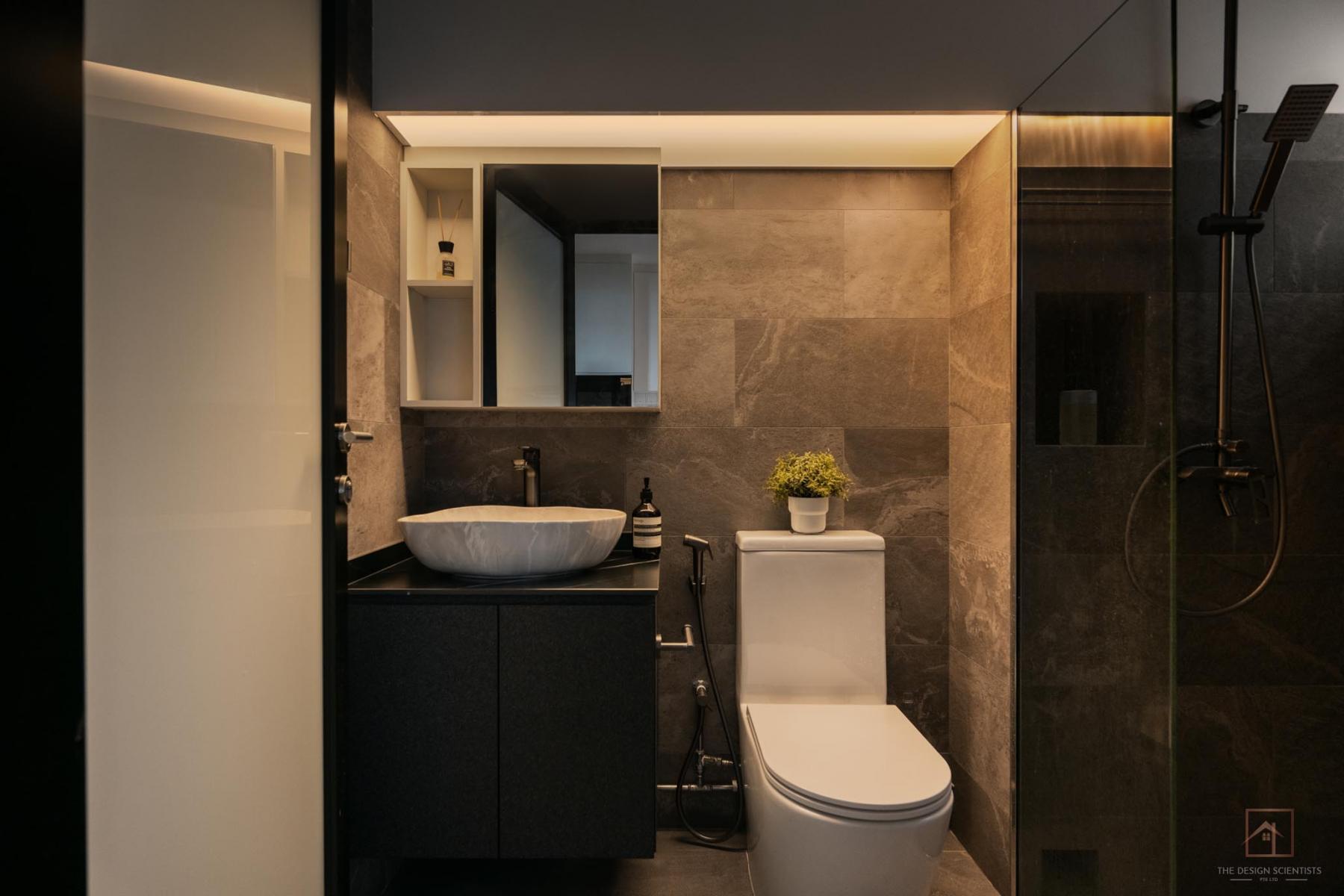 Contemporary Bathroom with Mirror and Rainshower