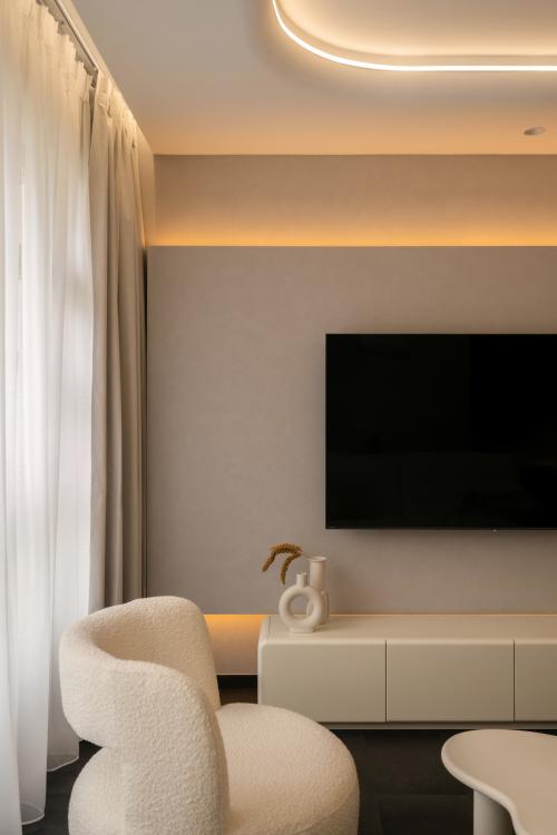 Contemporary Living Room at St Tampines Greenvines