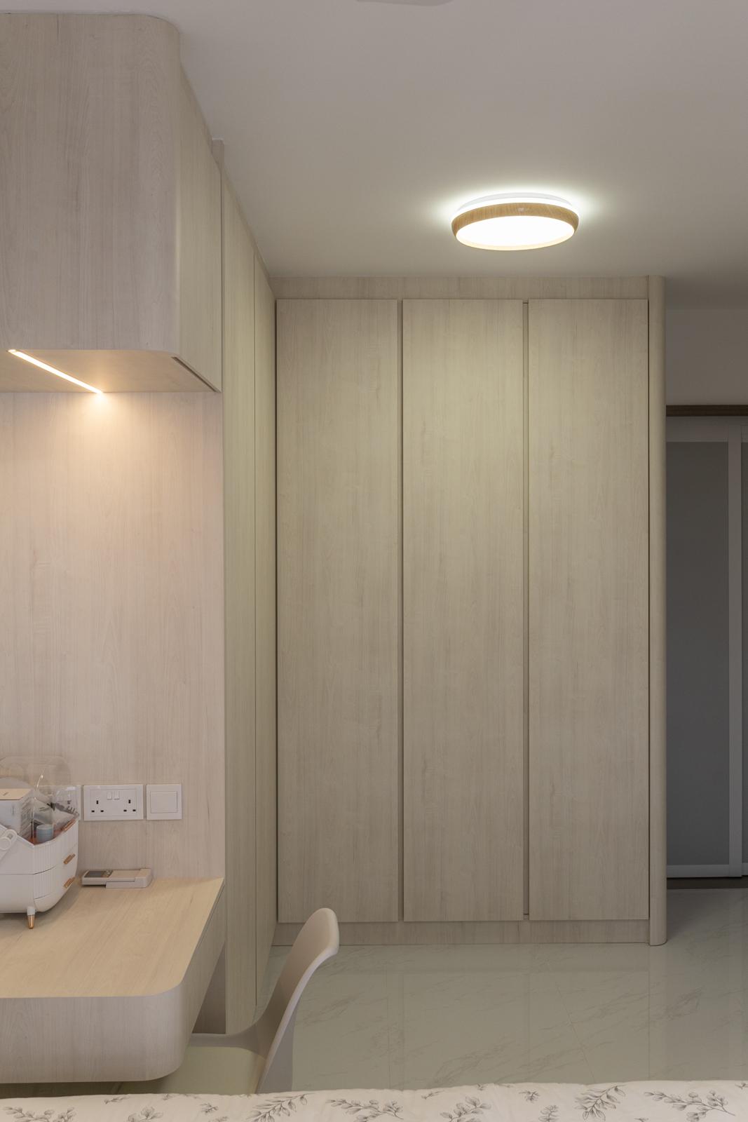 Minimalist Bedroom with Homogeneous Tiles and Ceiling Light