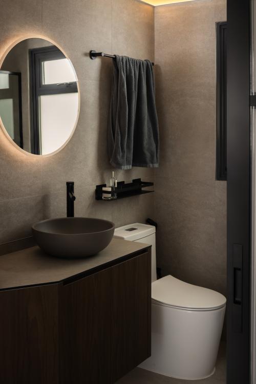 Minimalist Bathroom at 380C Canberra Drive BTO