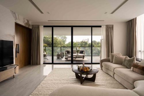 Modern Living Room at Reignwood Hamilton Scotts