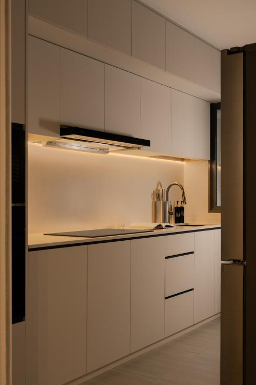 Minimalist Kitchen at Yishun Avenue