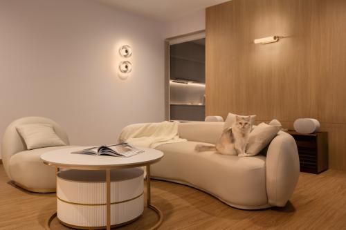 Minimalist Living Room at Yishun Avenue