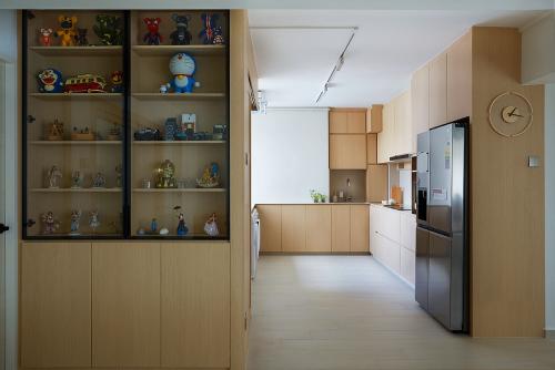 Minimalist Kitchen at Light and Spacious Living