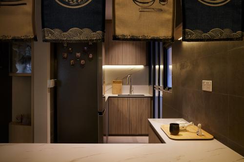 Minimalist Kitchen at Kempas Road