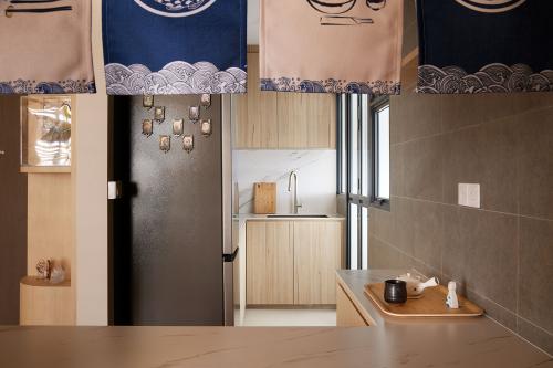 Minimalist Kitchen at Kempas Road