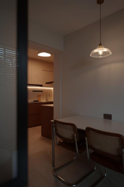 Modern Dining Room at 53 Commenwealth