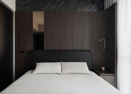 Modern Bedroom at Pullman Residences