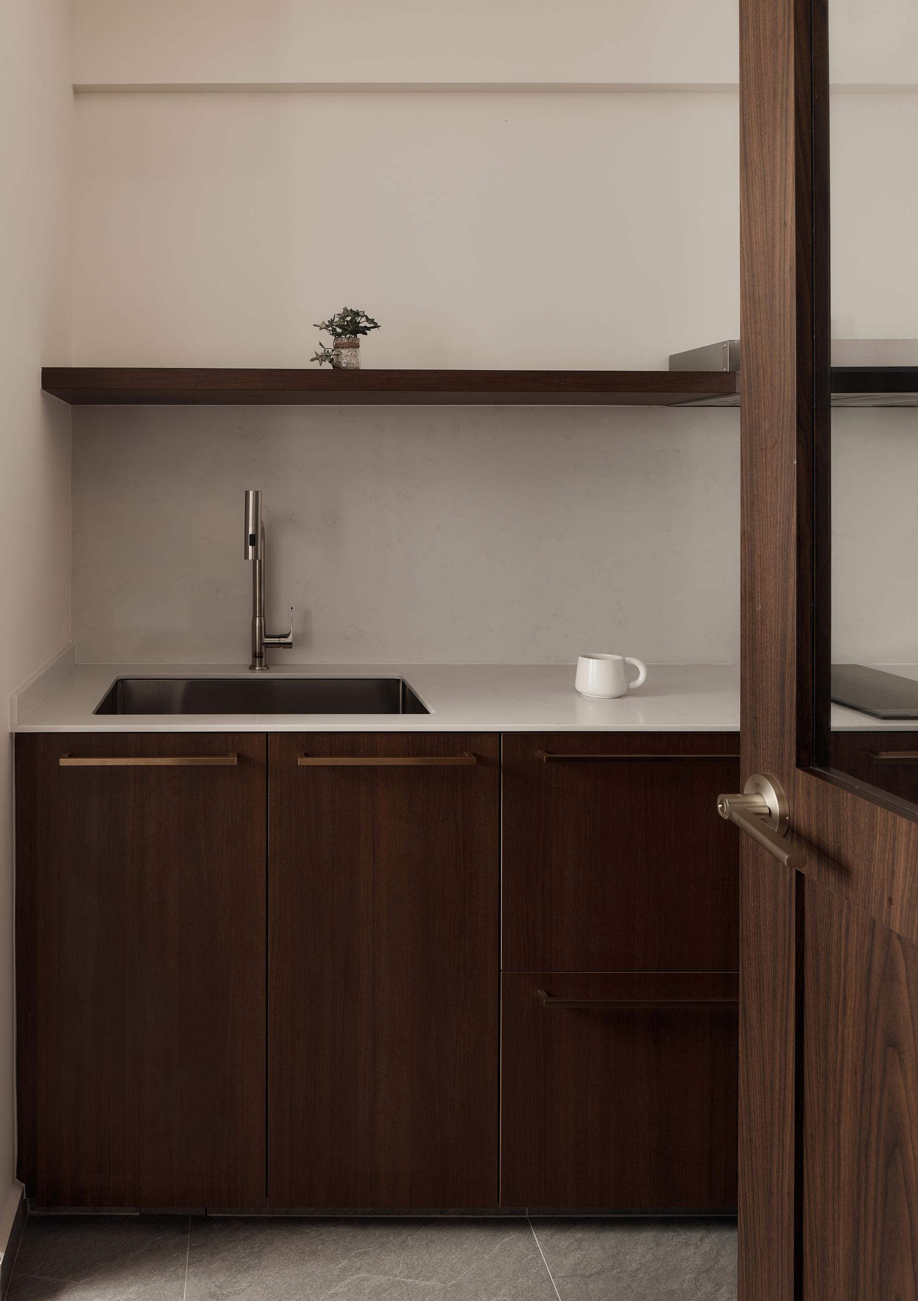 Modern Kitchen with Cupboard and Kitchen Accessories