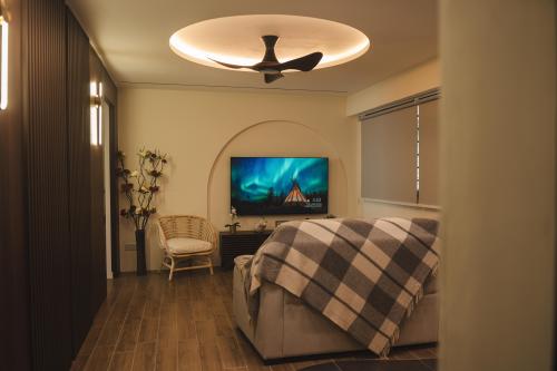 Modern Living Room at Woodlands Street  41