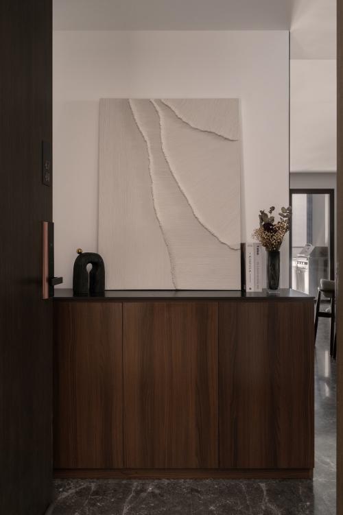 Modern Foyer at Ave South Residences