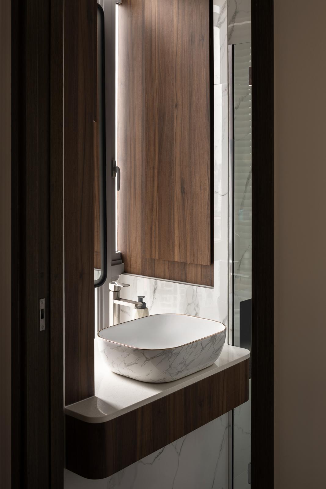 Scandinavian Bathroom with Countertop and Mirror