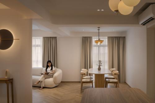 Scandinavian Living Room at Upper Aljunied