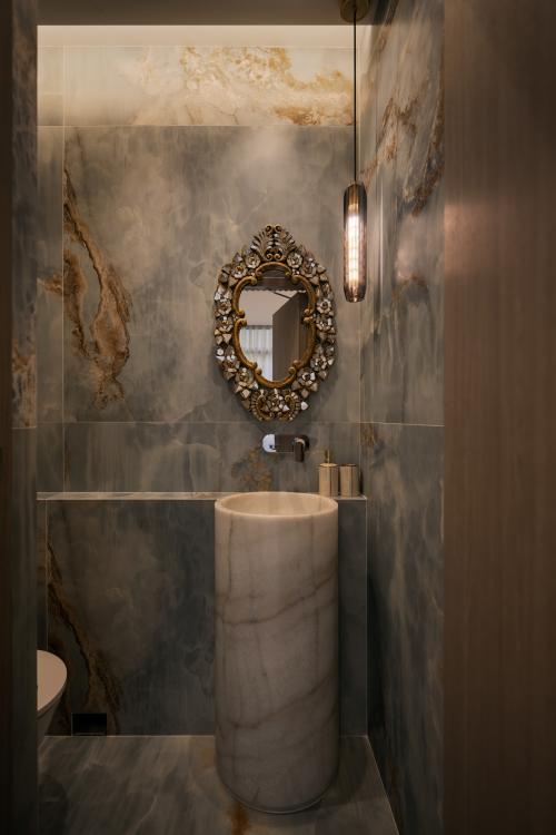Contemporary Bathroom at Chartwell