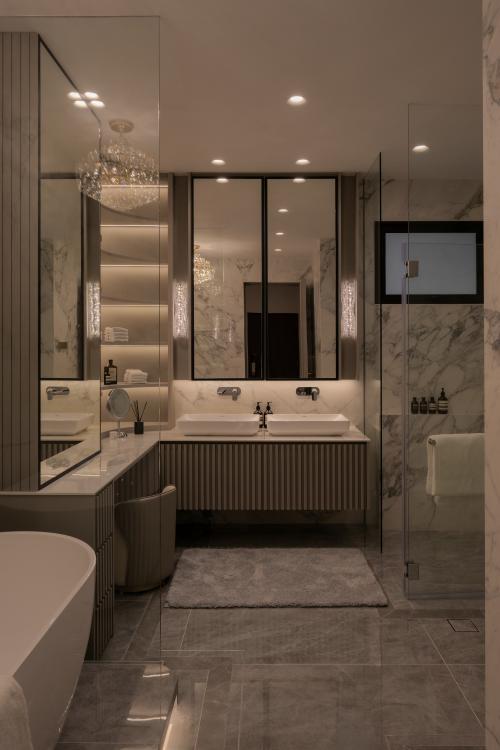 Contemporary Bathroom at Chartwell