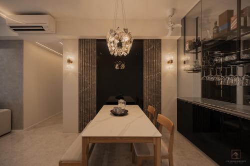 Contemporary Dining Room at 6 Clementi Avenue 1 (Clavon)