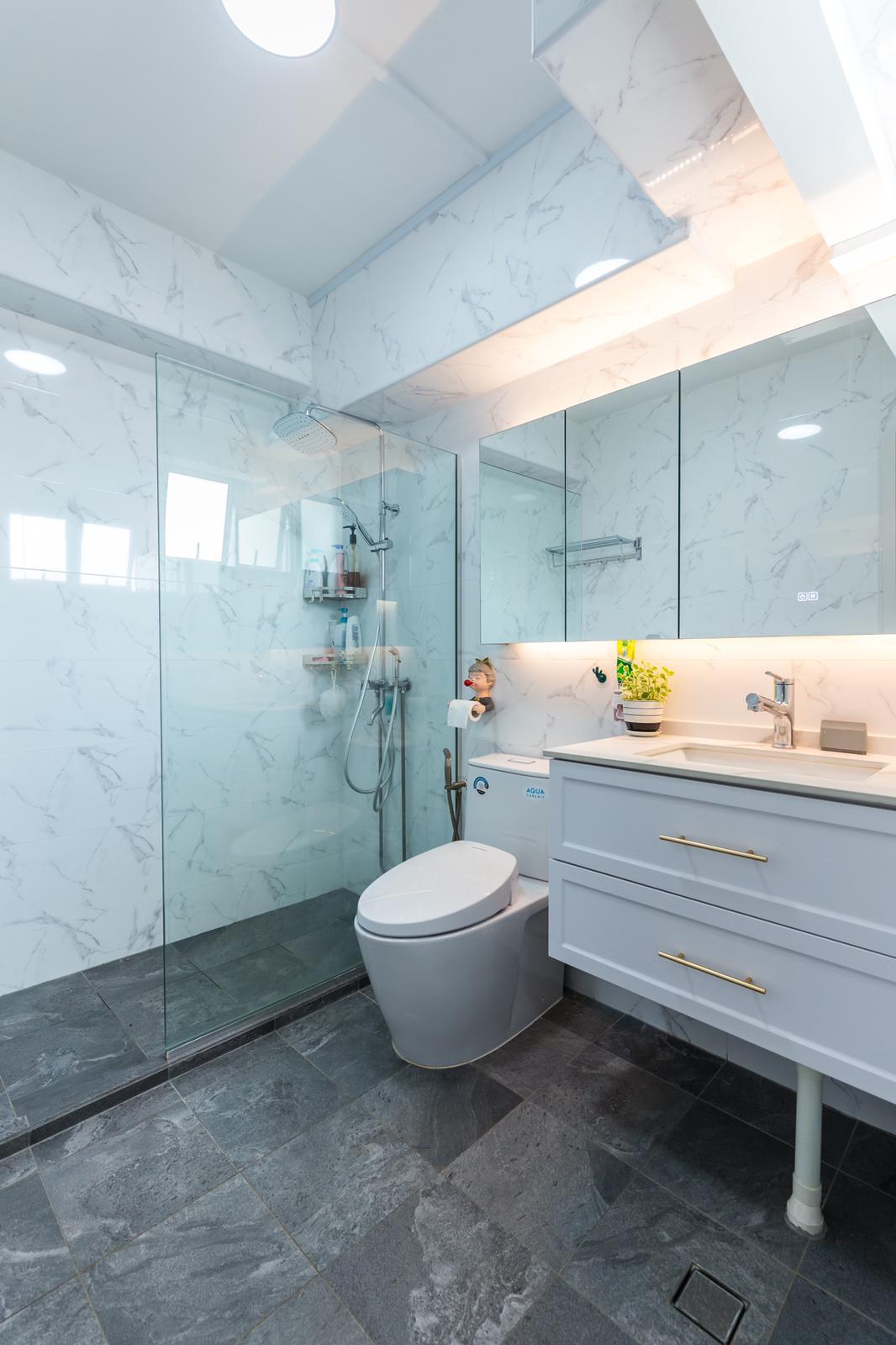 Minimalist Bathroom with Mirror and Shower Screen