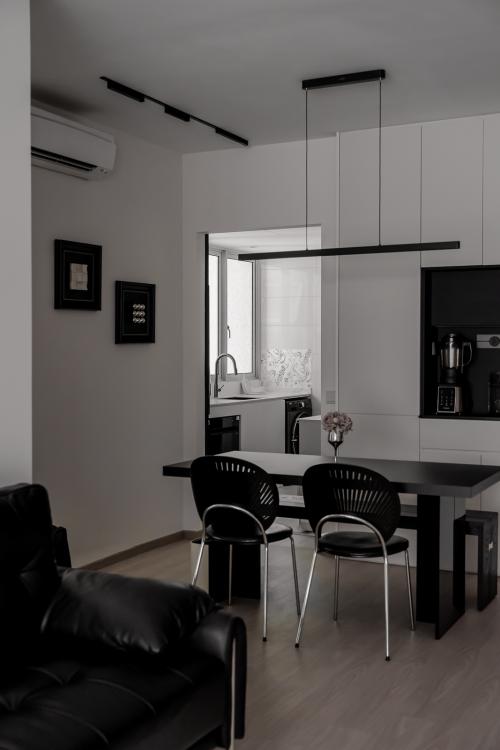 Contemporary Dining Room at Caspian