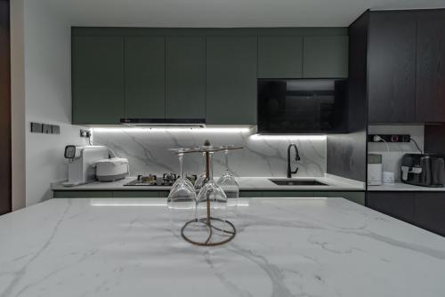 Modern Kitchen at 627 Bukit Batok Central