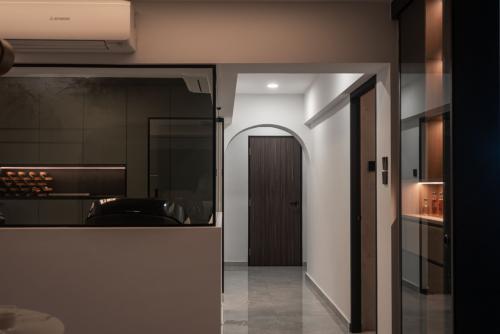Modern Hallway at 627 Bukit Batok Central